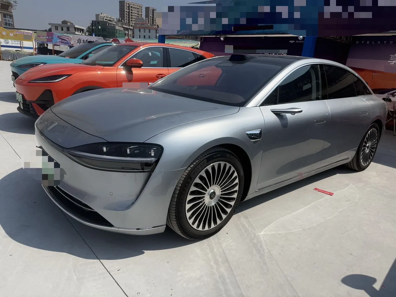 Luxeed 2026 S9 Ultra Rear Drive 53kWh Automatic - View 1