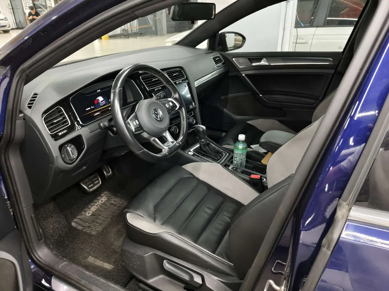 Volkswagen 2020 Golf 7 R-Line 1.4TSI 280TSI Automatic 2