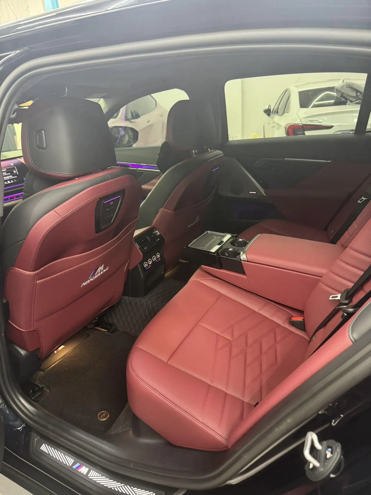 BMW 5 Series 2026 model 530Li 48V 2.0T Leading Edition M Sport Package Automatic 5