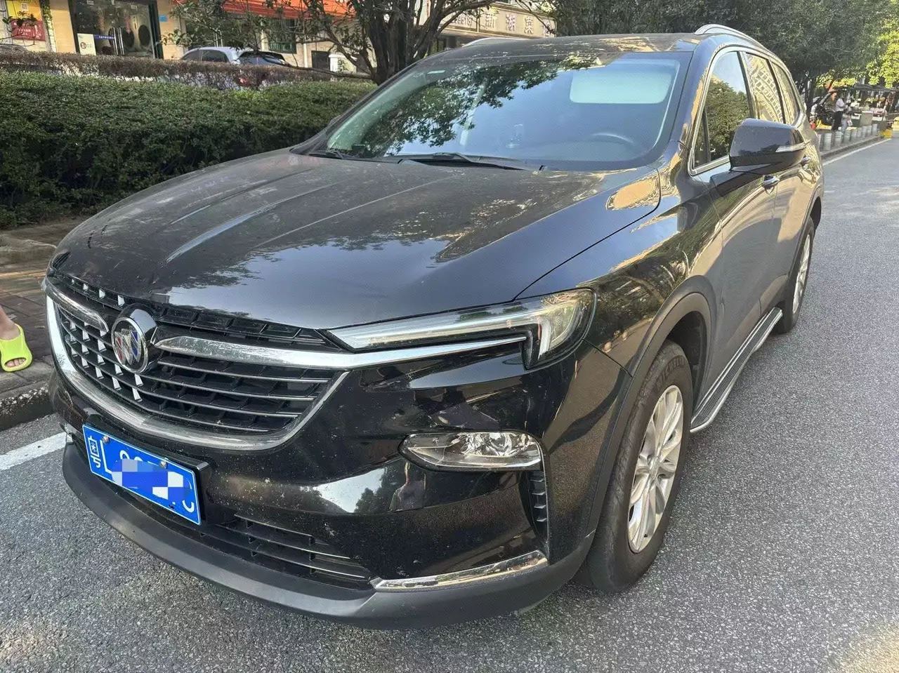 Buick 2020 Angke Flag 2.0T 28T Two-Drive Luxury Automatic Gear - View 1