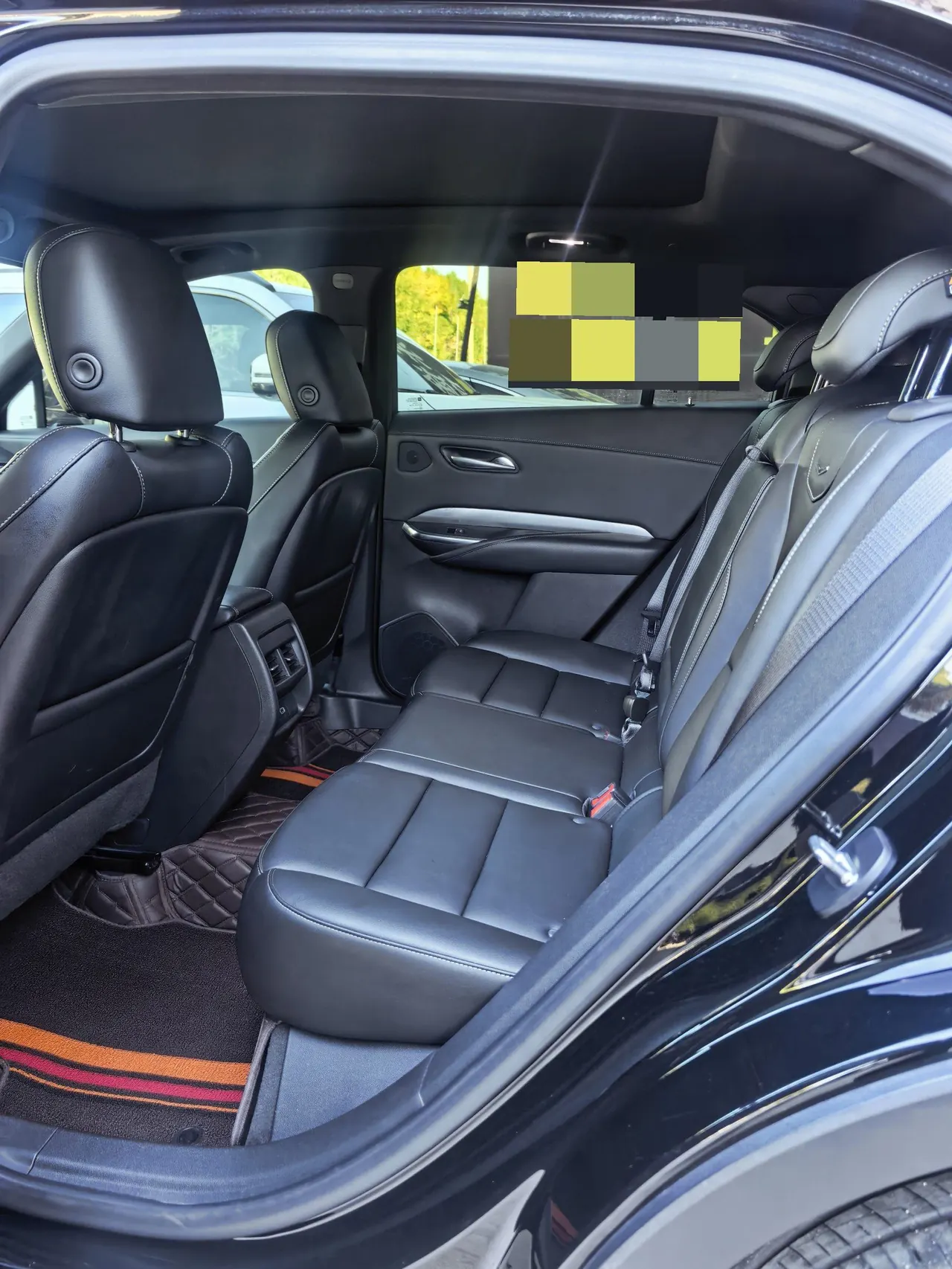 Cadillac 2024 XT4 48V 2.0T 28T Two-Drive Luxury Automatic Gear 4