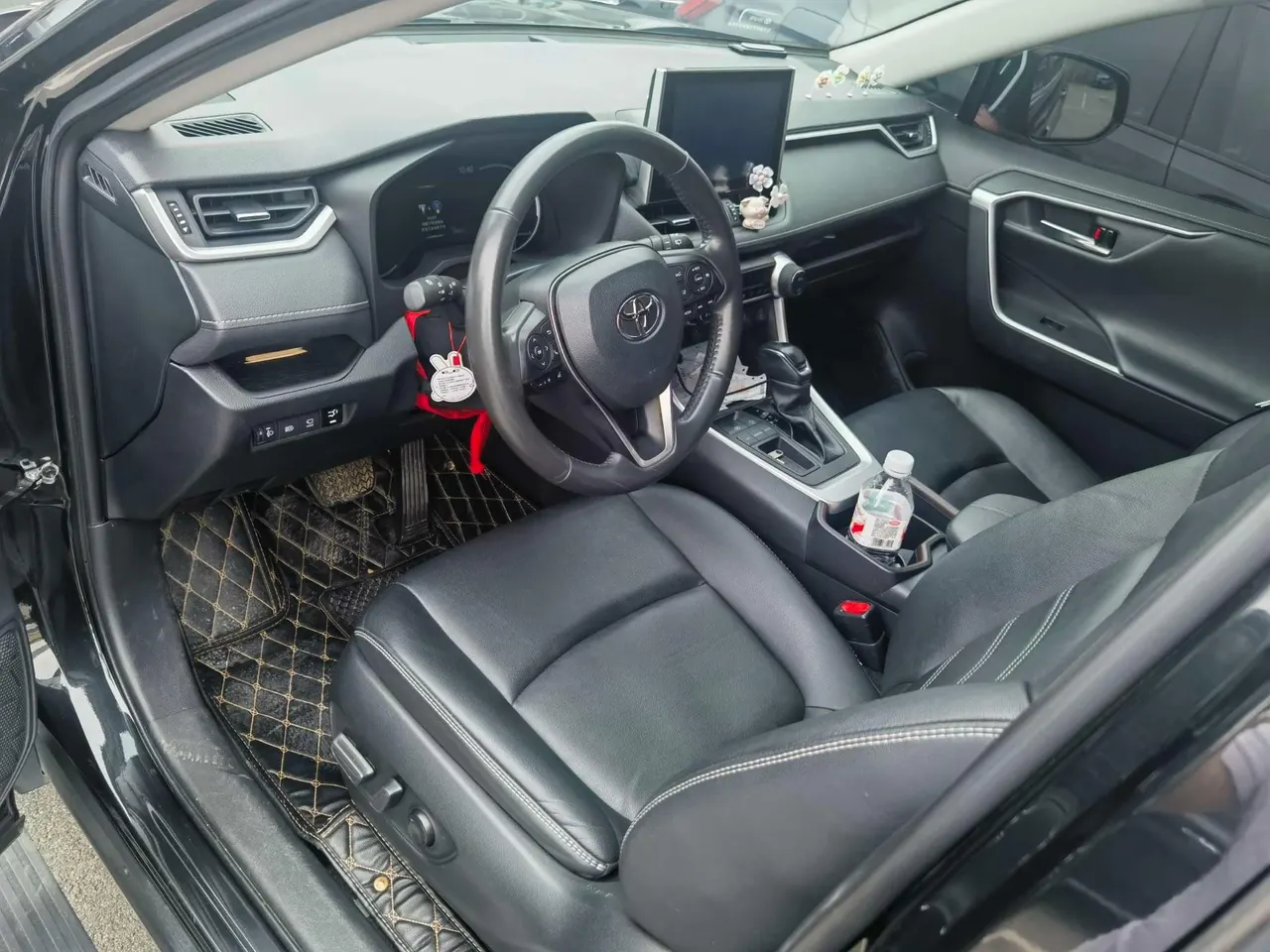 Toyota 2022 RAV4 Rongbo 2.0 Stepless Two-Drive Fashion Edition Automatic Gear 2