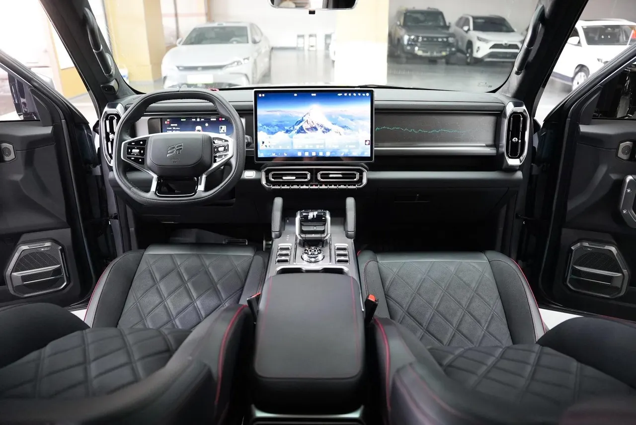 Jetour 2026 Traveler C- DM 1.5T 211km XWD Conquest Automatic 13