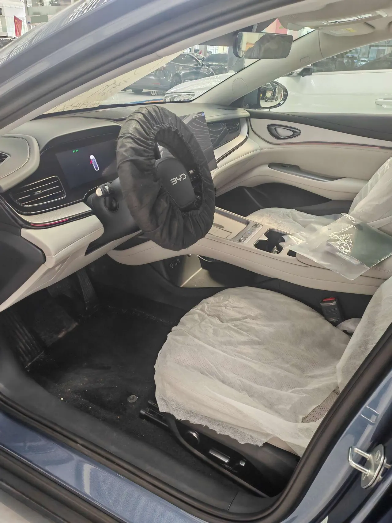 BYD 2026 Seal 07 EV 705 Honorable Automatic 4