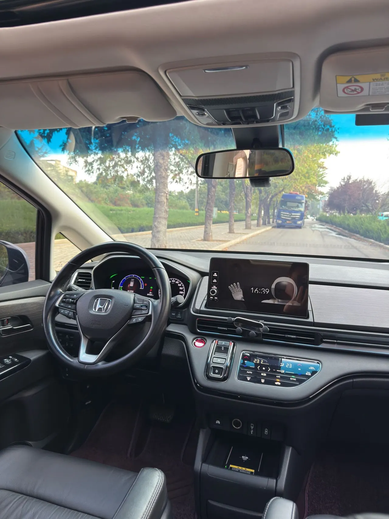 Honda 2022 Ailishen Hybrid 2.0 Stepless Deluxe Automatic Gear 15