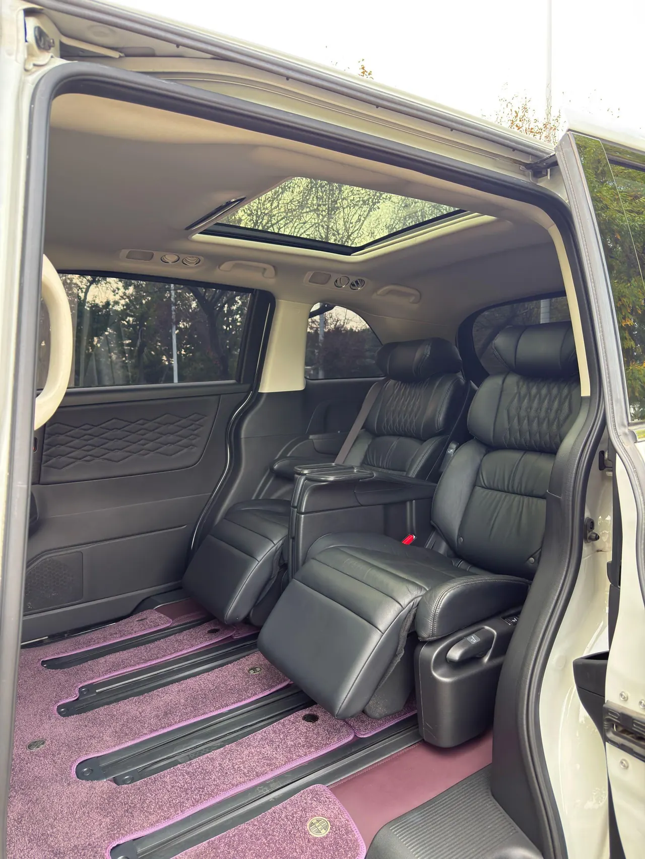 Honda 2022 Ailishen Hybrid 2.0 Stepless Deluxe Automatic Gear 17