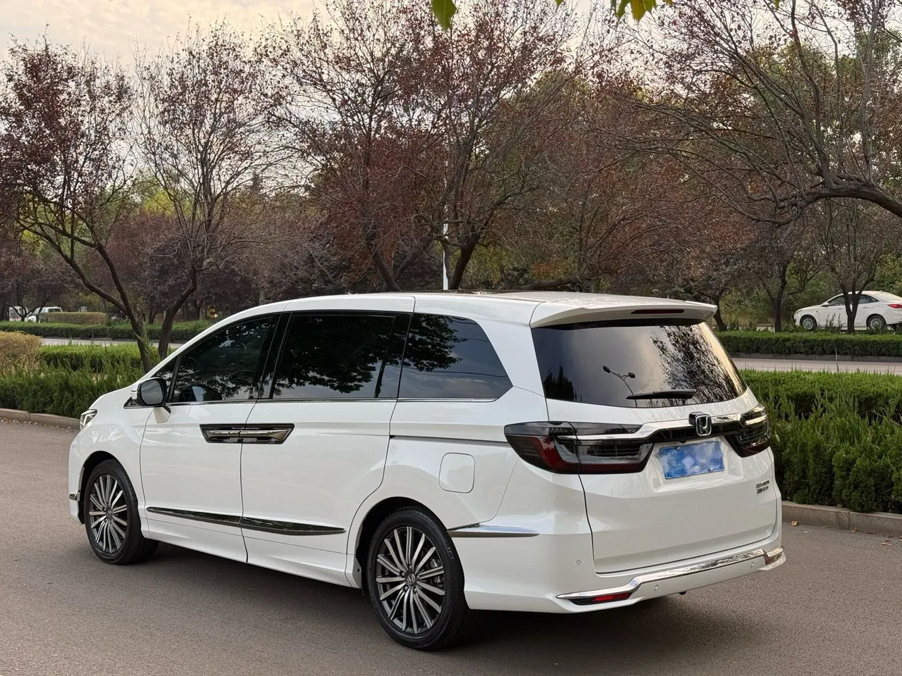 Honda 2022 Ailishen Hybrid 2.0 Stepless Deluxe Automatic Gear 4
