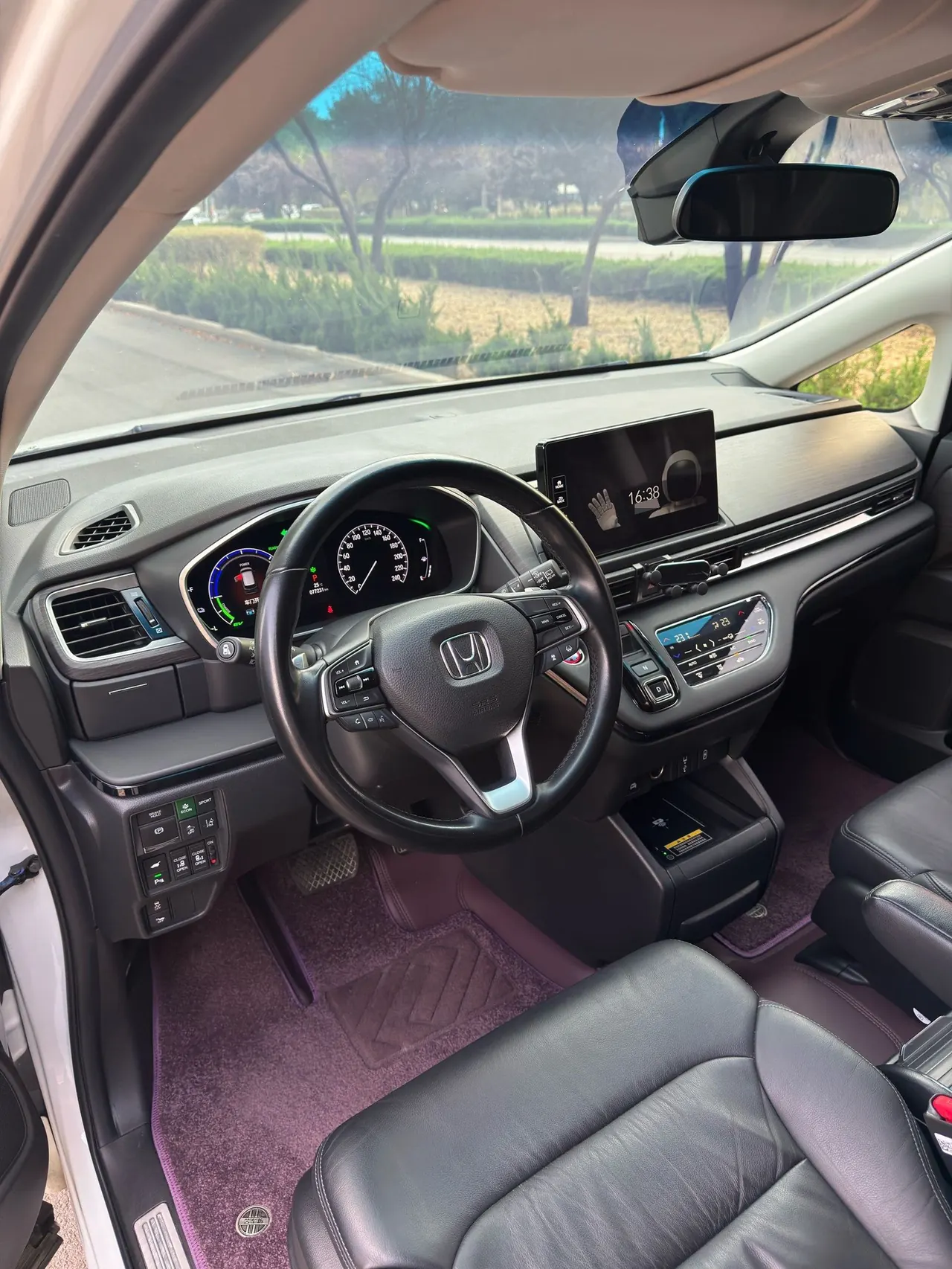 Honda 2022 Ailishen Hybrid 2.0 Stepless Deluxe Automatic Gear 6