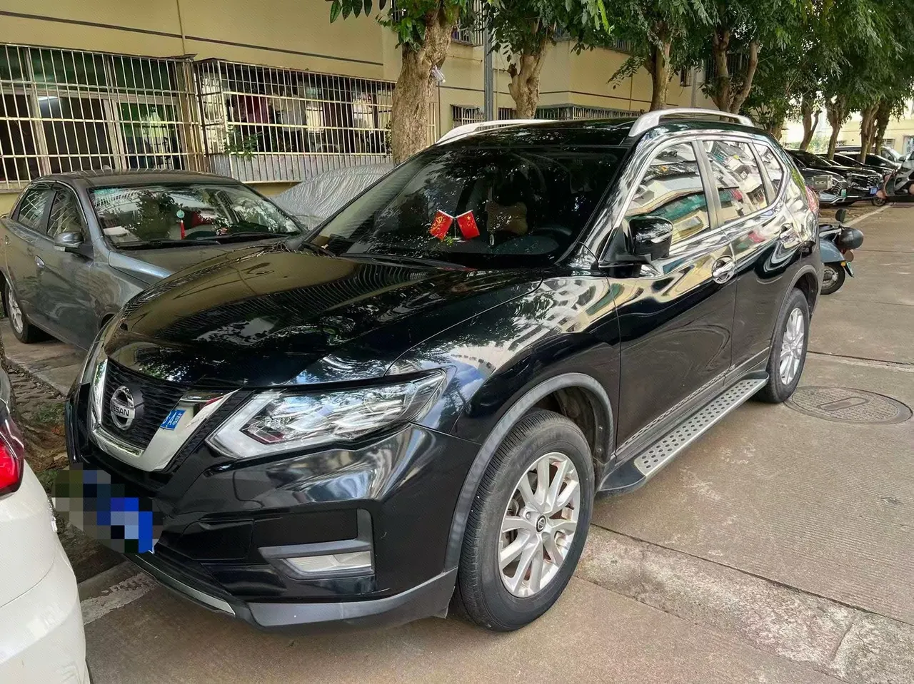 Открыть галерею: Nissan 2021 Qijun 2.0 stepless XL Premium two-wheel drive Zhilian exclusive version of automatic gear