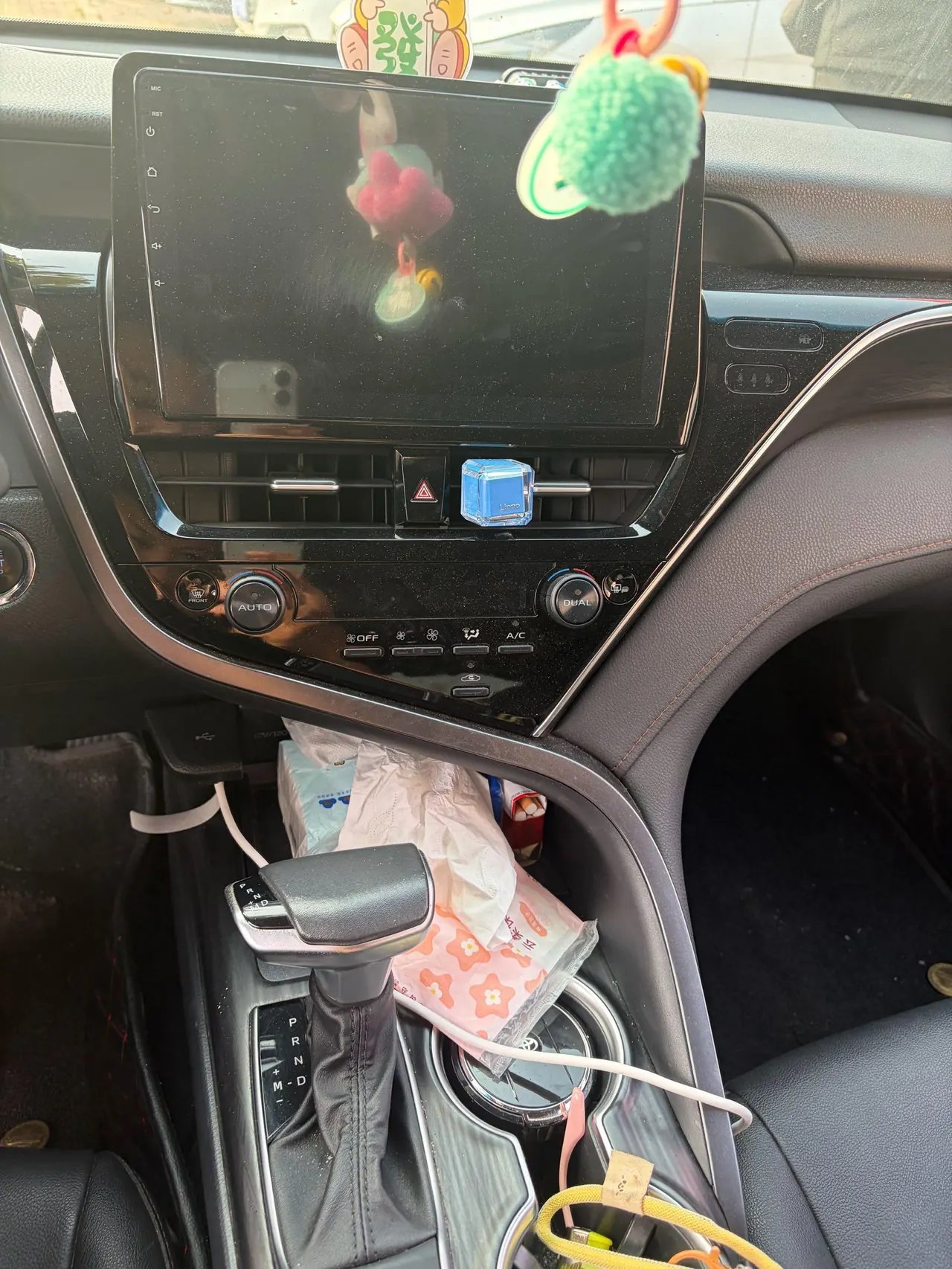Toyota 2021 Camry 2.0G Stepless Deluxe Edition Automatic Gear 4