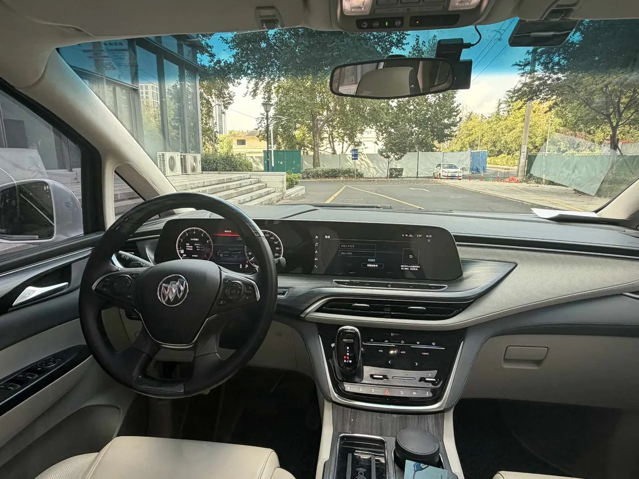 Buick 2022 GL8 ES Lu Zun 48V 2.0T 653T Comfortable Automatic Gear 14
