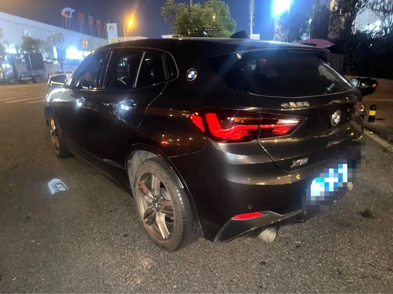 BMW 2021 X2 sDrive25i 2.0T Obsidian Night Edition Automatic Gear 4