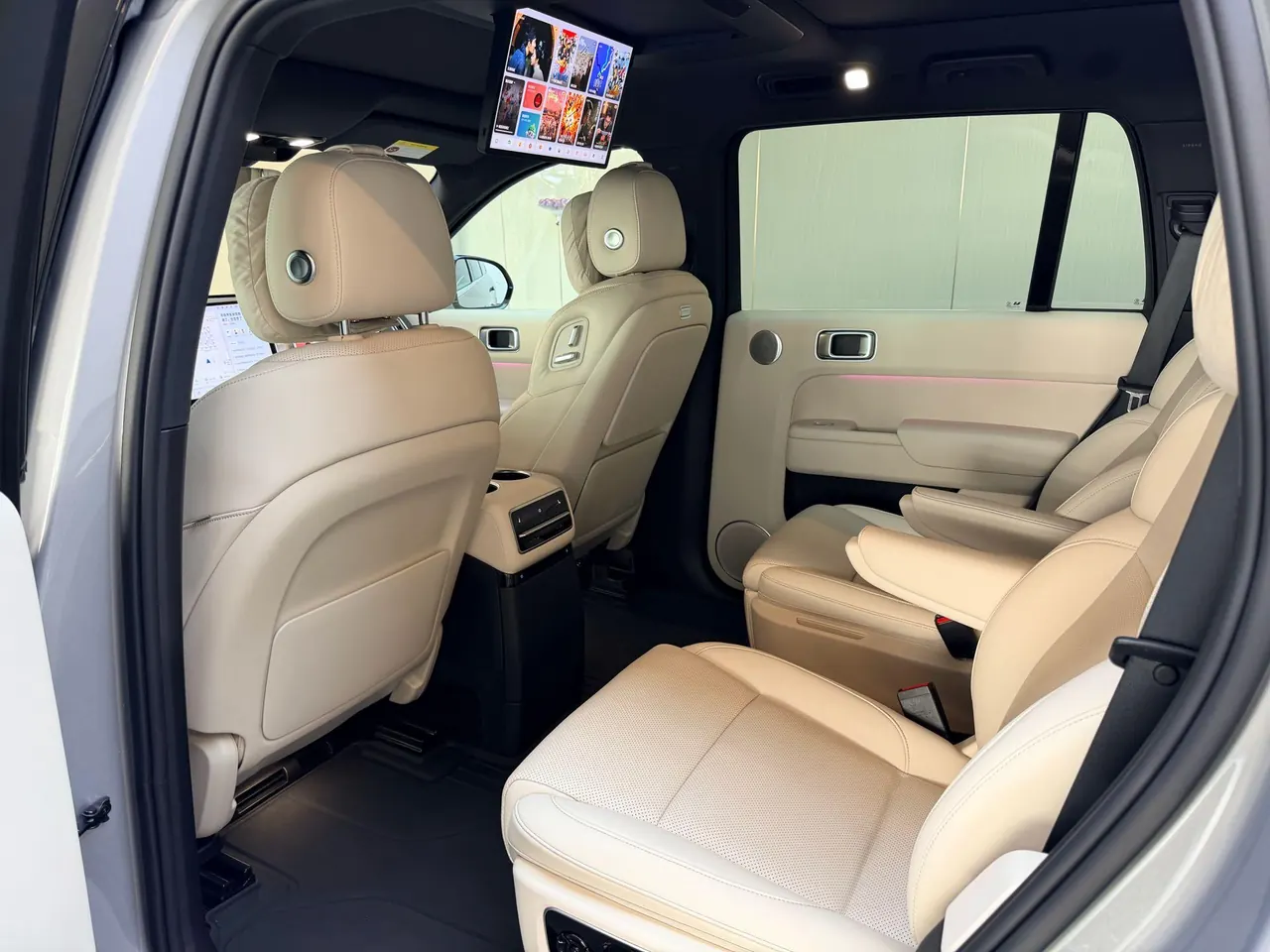 Li 2022 L9 1.5T Max Edition Automatic Gear 8