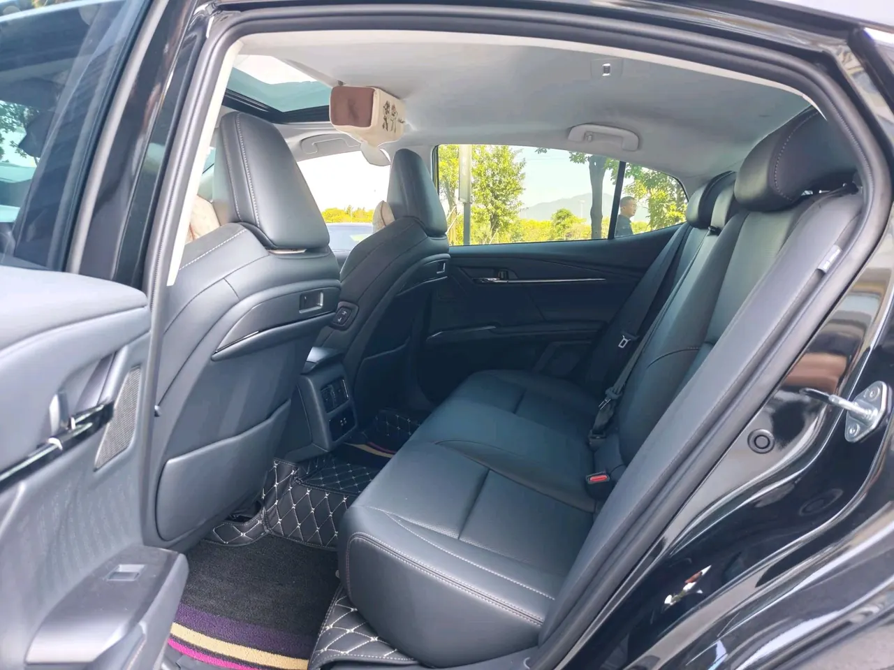Toyota 2026 Camry 2.0GVP Stepless Deluxe Edition Automatic Transmission 4