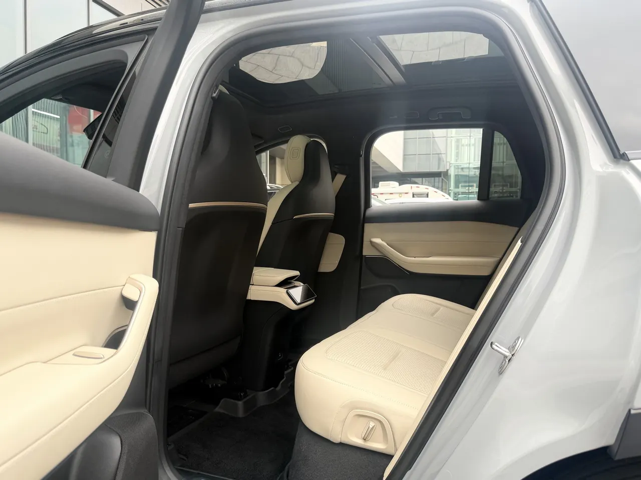 NIO 2024 ES6 75kWh automatic gear 9