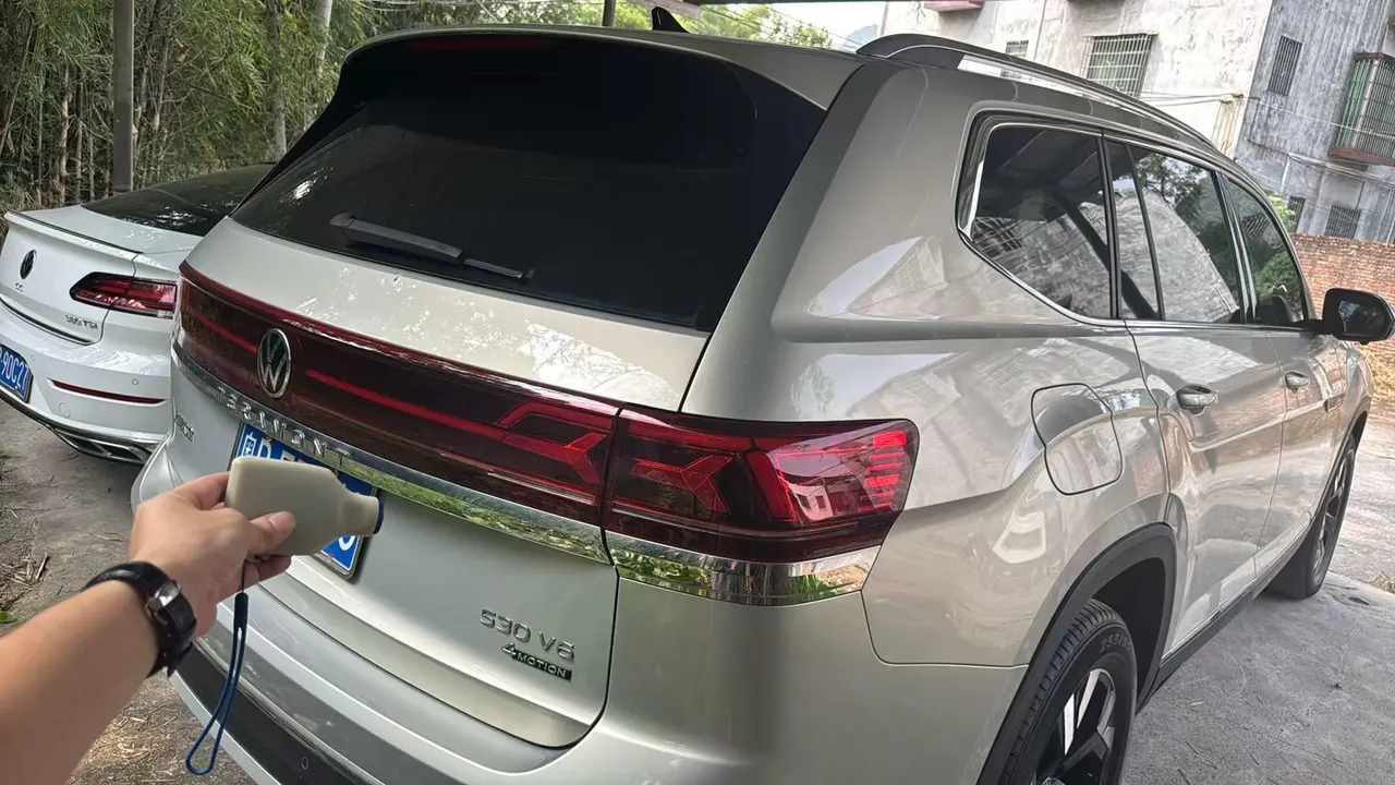 Volkswagen 2021 Touang 2.5T 530 V6 4-wheel Drive Respect Deluxe Automatic Transmission 6