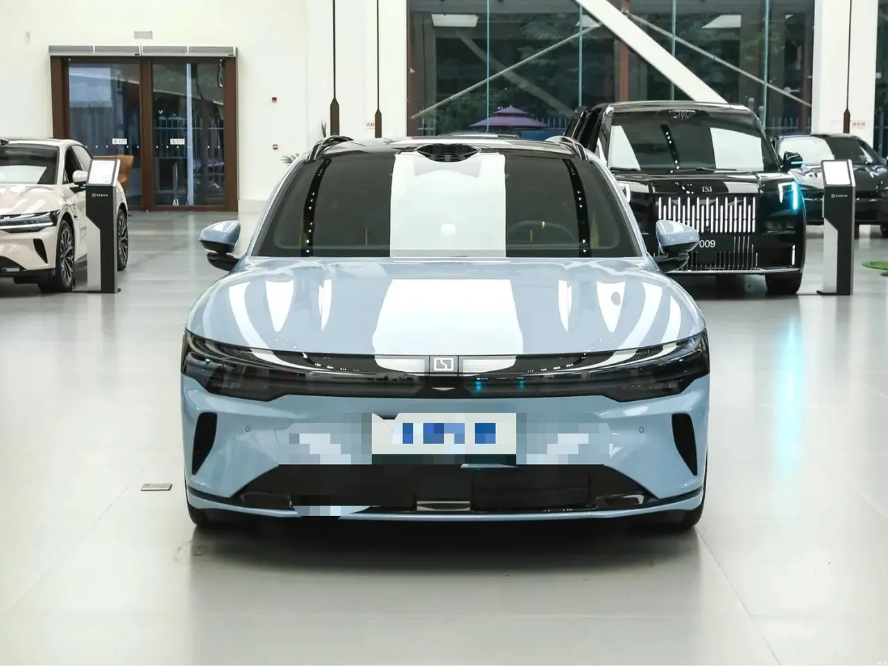 Zeekr 2025 Zeekr 007GT four-wheel drive intelligent driving version 75kWh automatic gear 2
