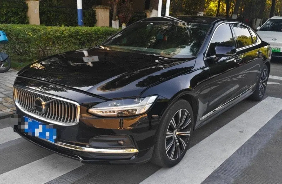 Open image lightbox: Volvo 2021 S90 48V 2.0T B5 Zhiyi Deluxe Edition Automatic Gear