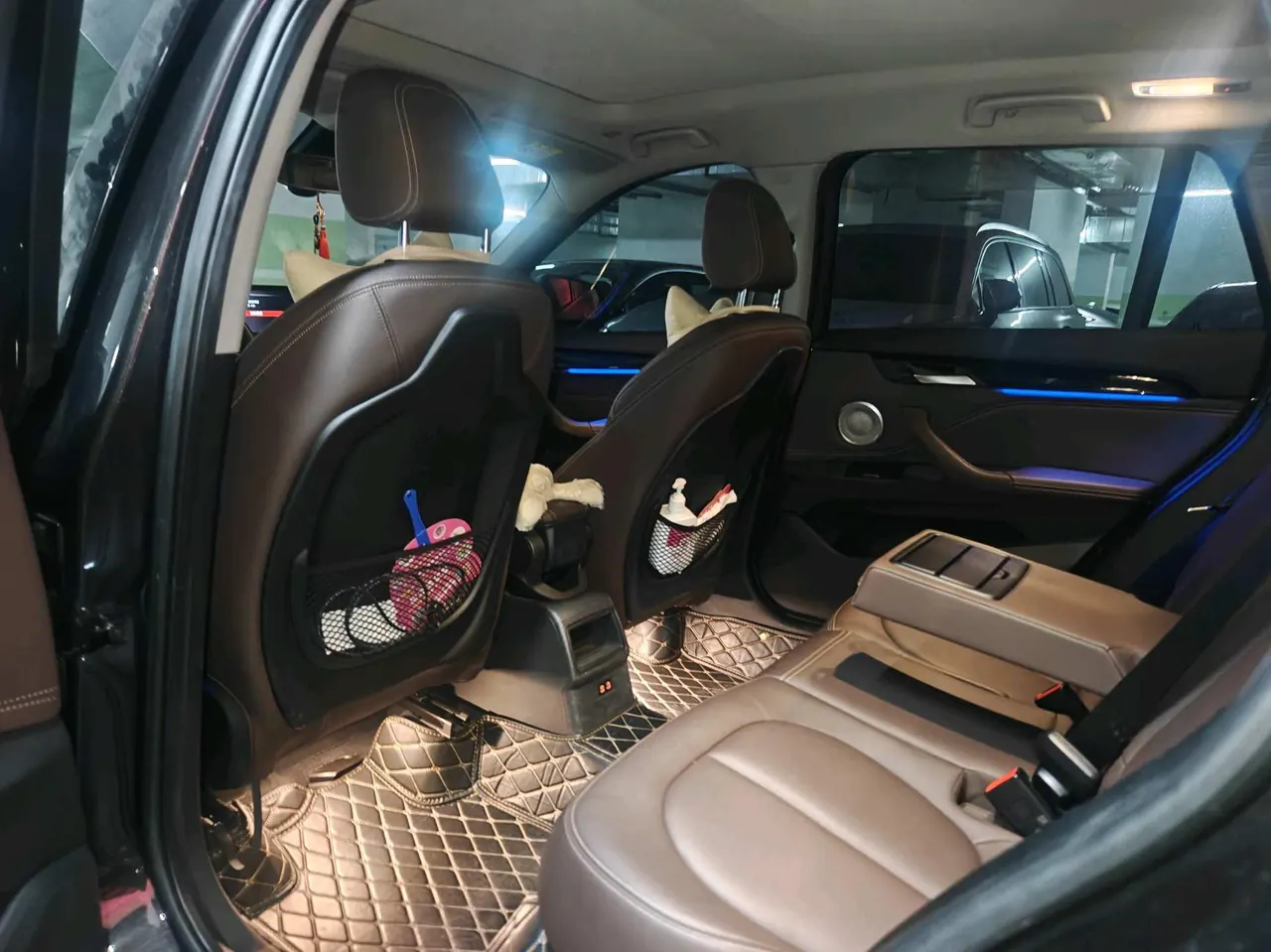 BMW 2021 X1 sDrive20Li 1.5T exclusive automatic gear 3