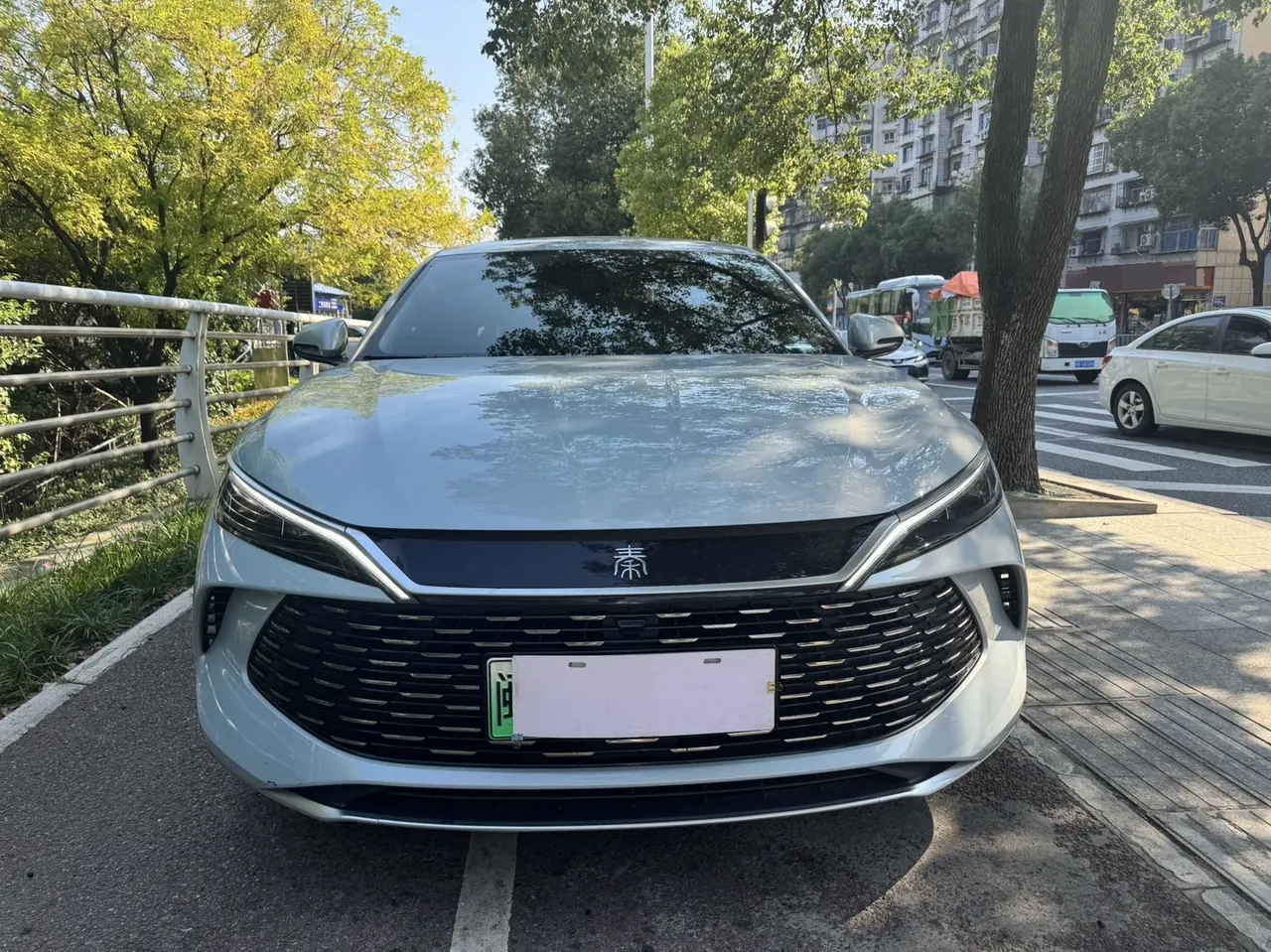 BYD 2024 Qin L DM-i 1.5 stepless 80KM leading automatic gear 2
