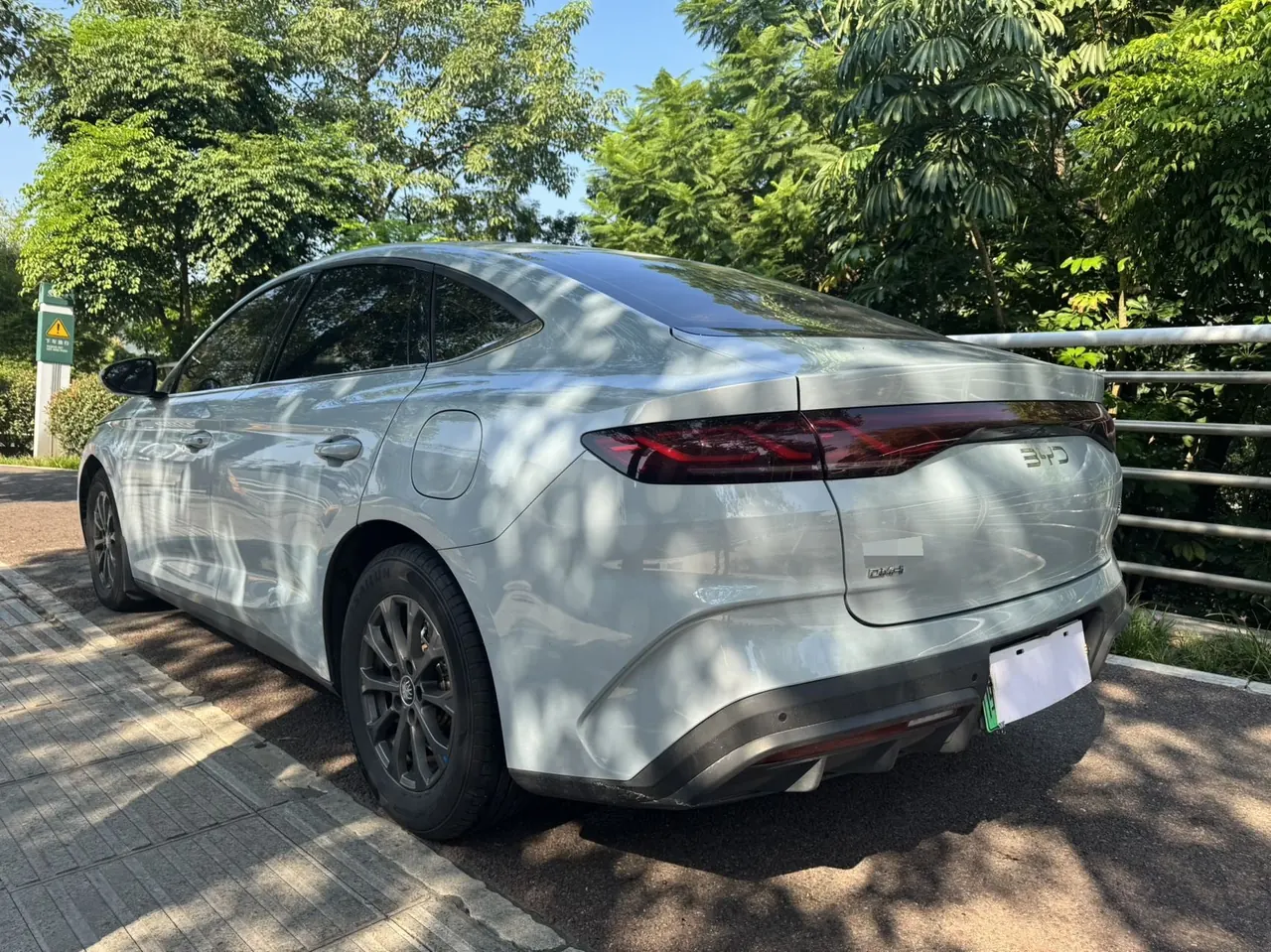 BYD 2024 Qin L DM-i 1.5 stepless 80KM leading automatic gear 4