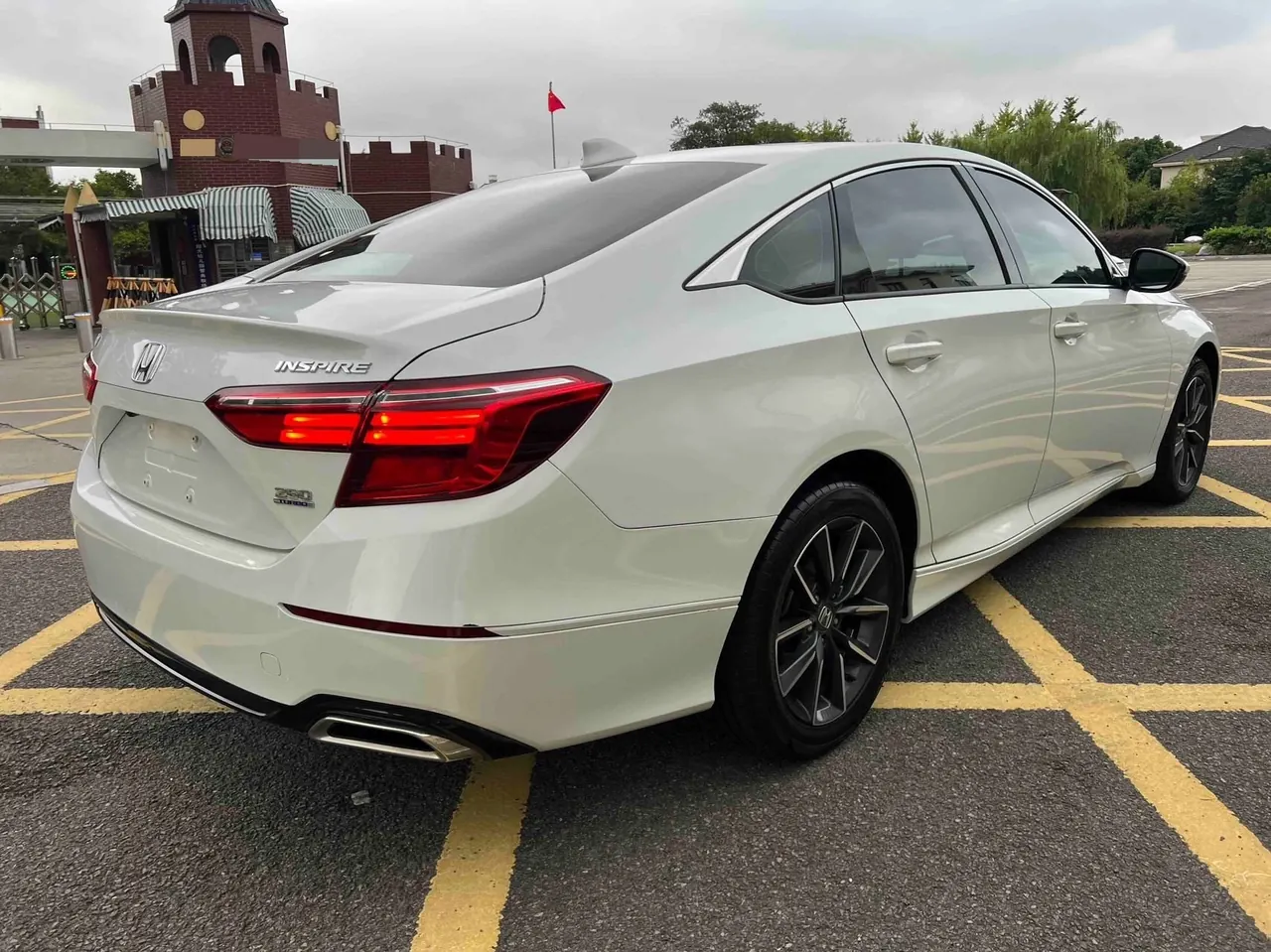 Honda INSPIRE (Yingshi Pai) 2022 INSPIRE 1.5T Stepless 260TURBO Refined Automatic Gear 6