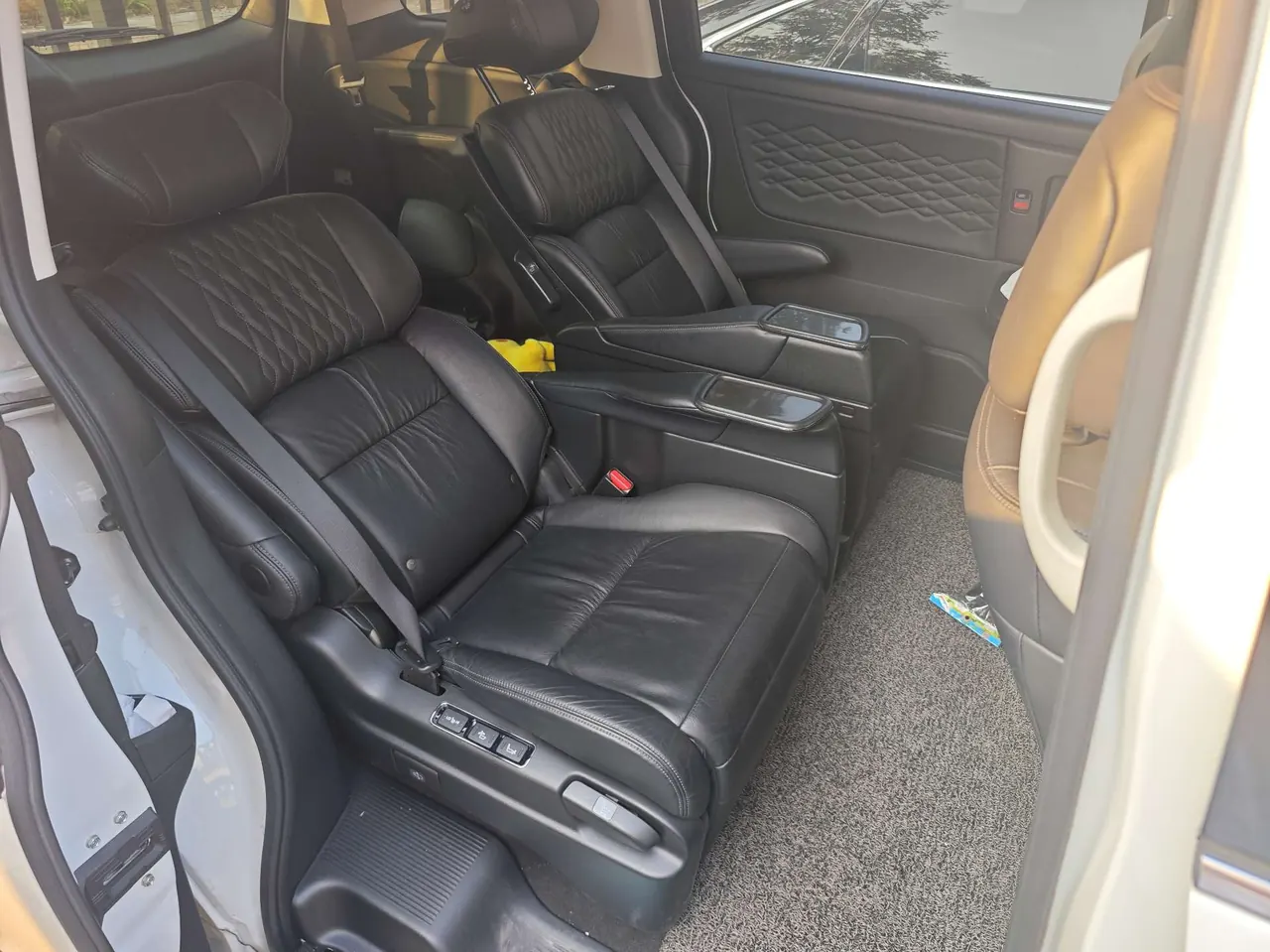 Honda 2022 Ailishen Hybrid 2.0 Stepless Deluxe Automatic Gear 6