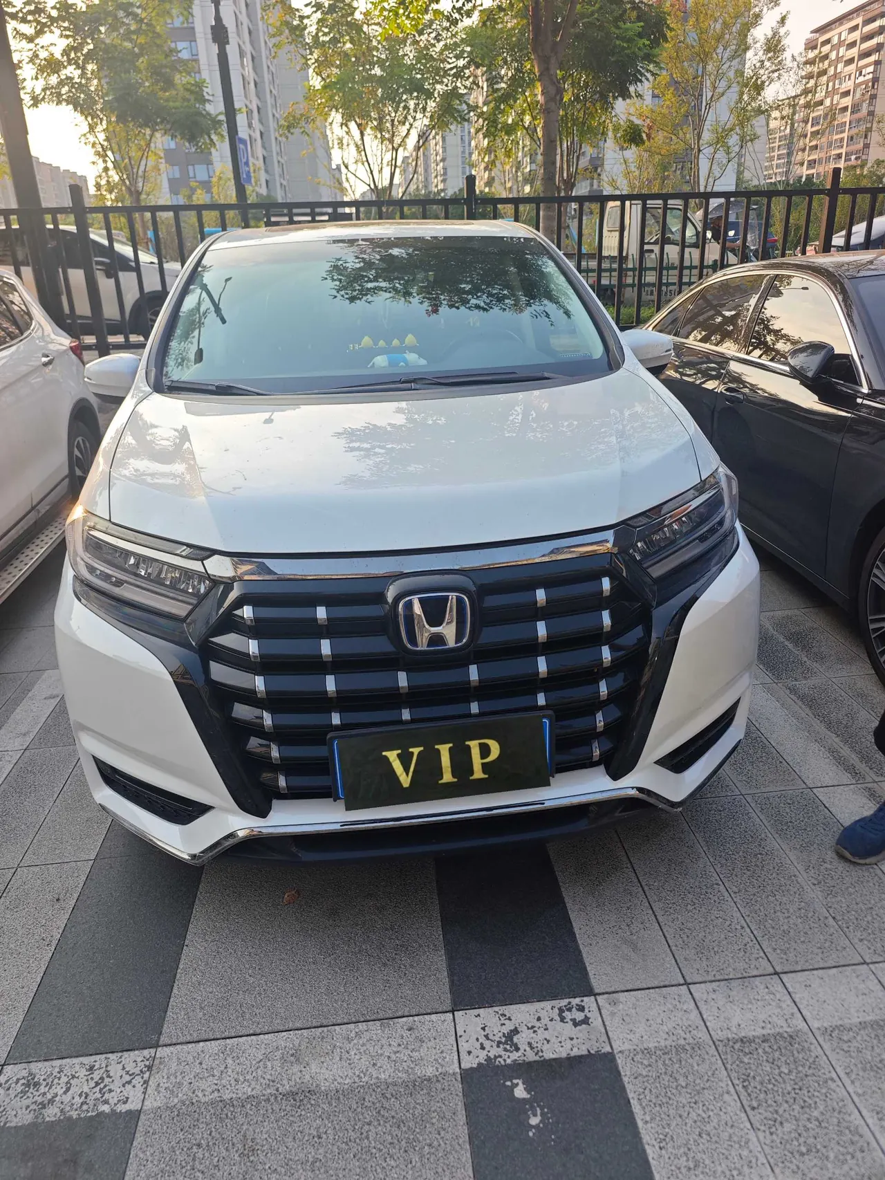 Honda 2022 Ailishen Hybrid 2.0 Stepless Deluxe Automatic Gear 8