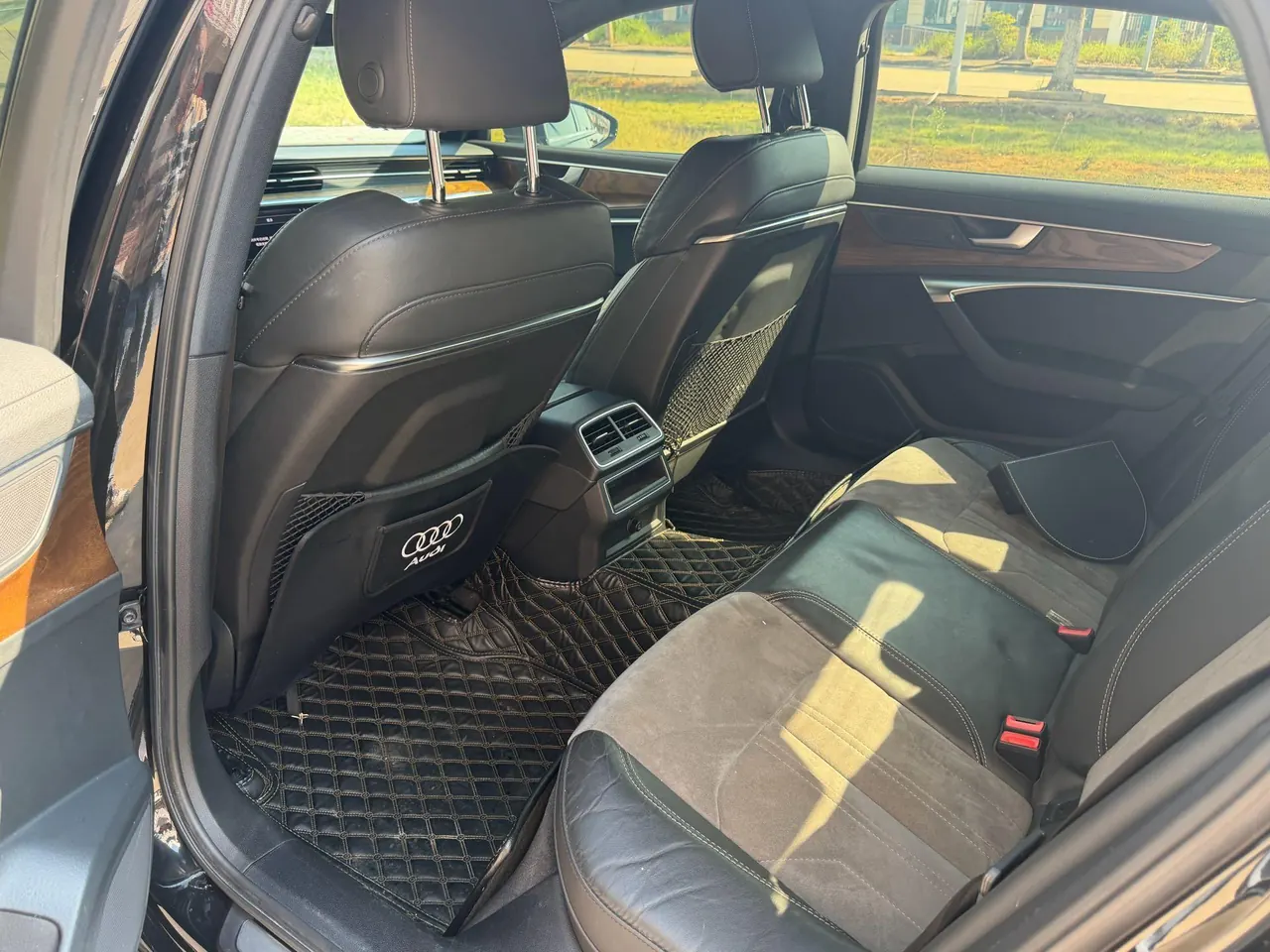 Audi 2021 A6L 2.0TFSI 40TFSI Deluxe Dynamic Automatic 8