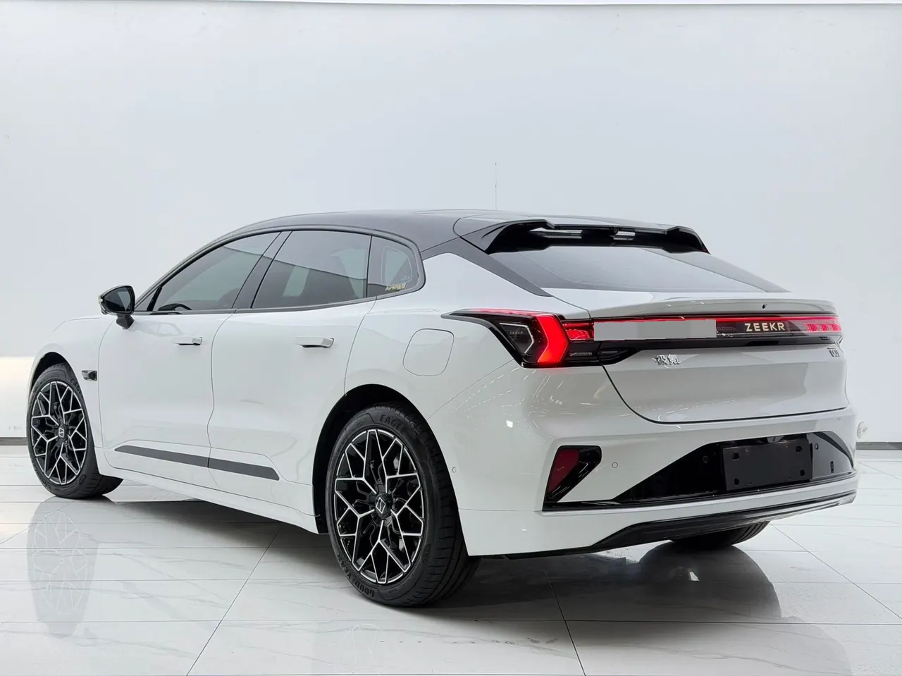 Zeekr 2024 Zeekr 001 WE Edition 95kWh Four-wheel Drive Automatic 7
