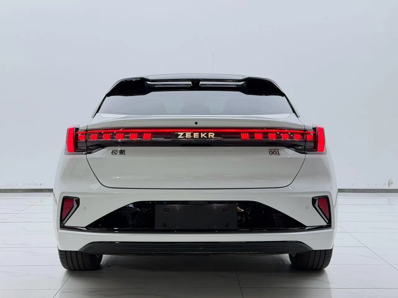 Zeekr 2024 Zeekr 001 WE Edition 95kWh Four-wheel Drive Automatic 8