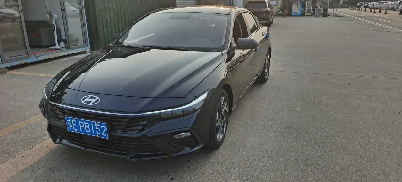 打开图片灯箱:Hyundai 2026 Elantra -3-compartment 1.5 Stepless GLS Leading Edition Automatic Gear