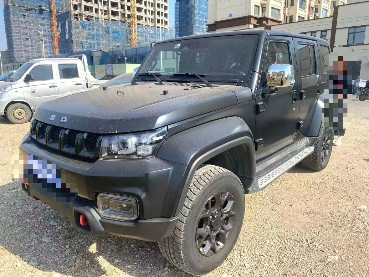 Открыть галерею: Beijing 2021 BJ40 2.3T Four-wheel Drive Blade Hero Edition Extreme Automatic Gear