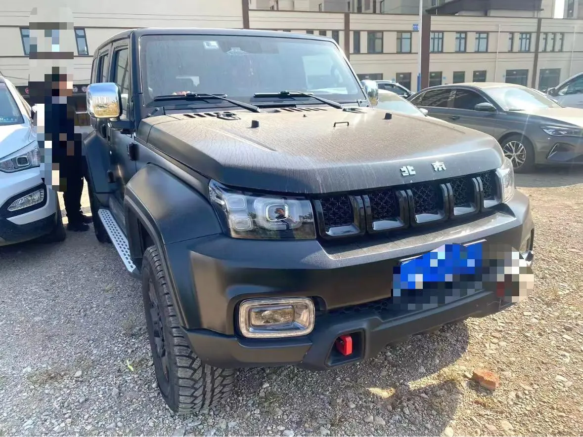 Beijing 2021 BJ40 2.3T Four-wheel Drive Blade Hero Edition Extreme Automatic Gear 2