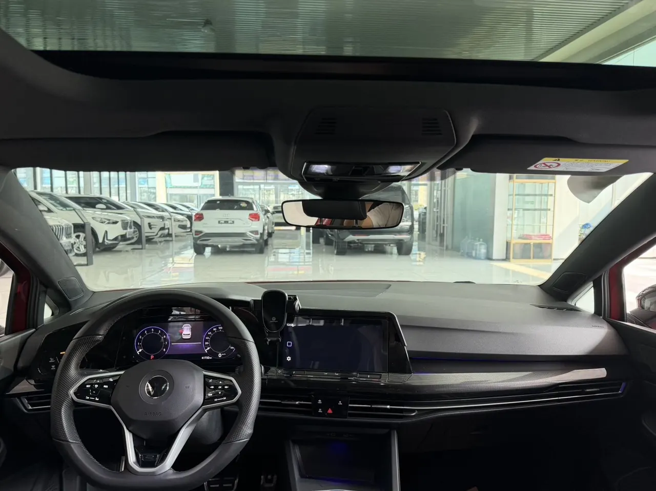 Volkswagen 2021 Golf 8 R-Line 1.4TSI 280TSI Automatic 7