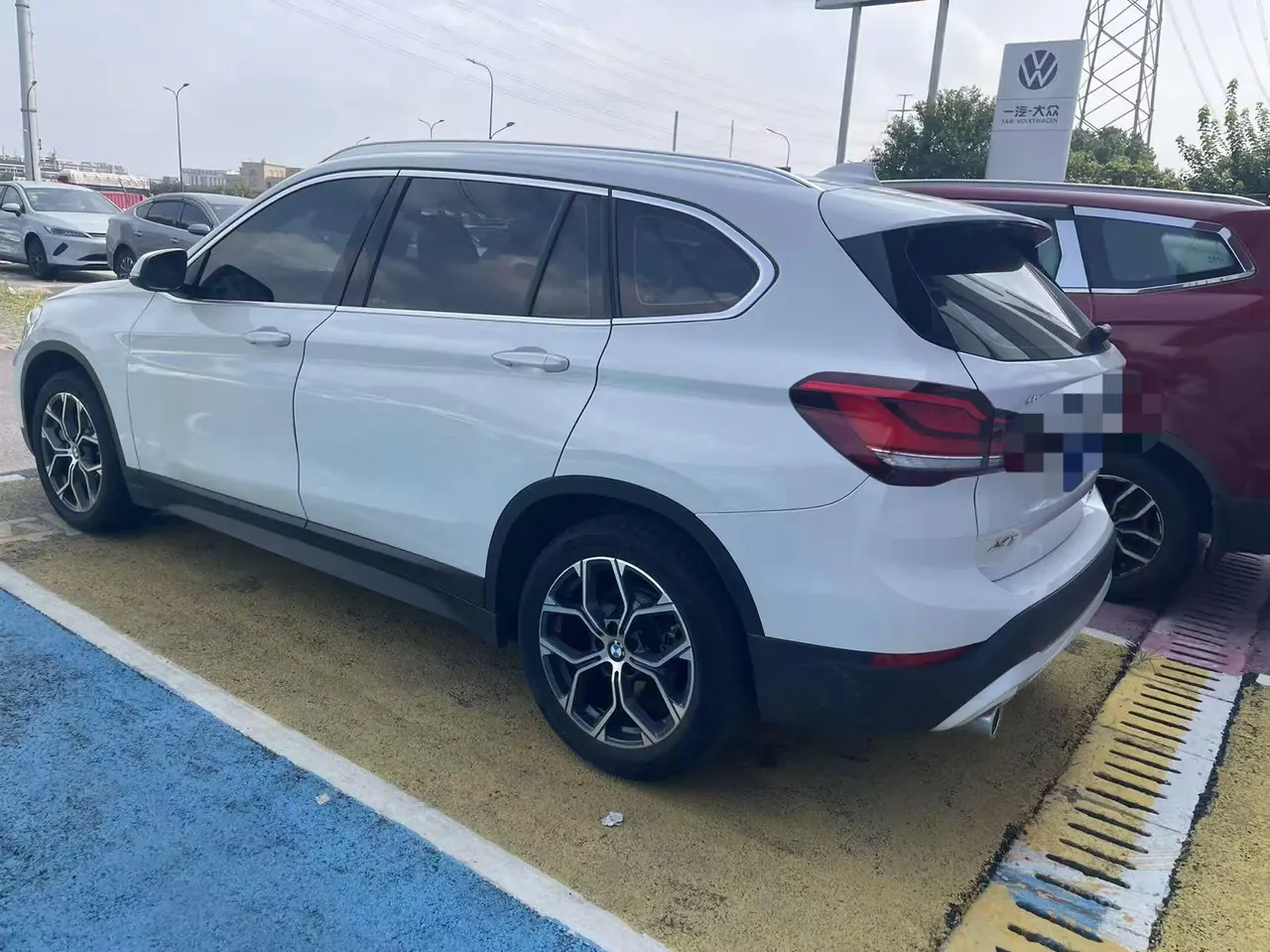 BMW 2022 X1 sDrive25Li 2.0T Leading Automatic Gear 6
