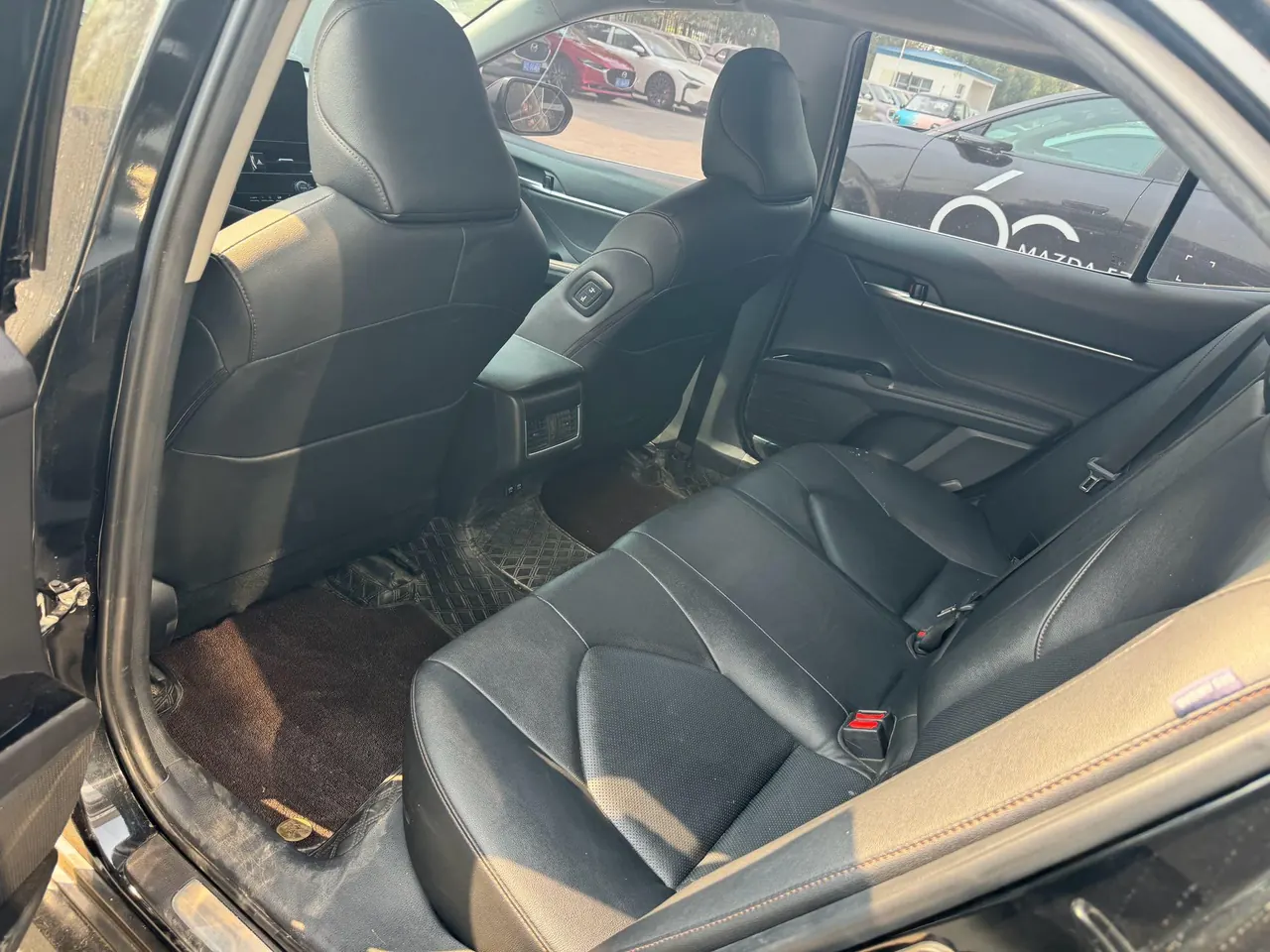 Toyota 2021 Camry 2.0G Stepless Deluxe Edition Automatic Gear 8