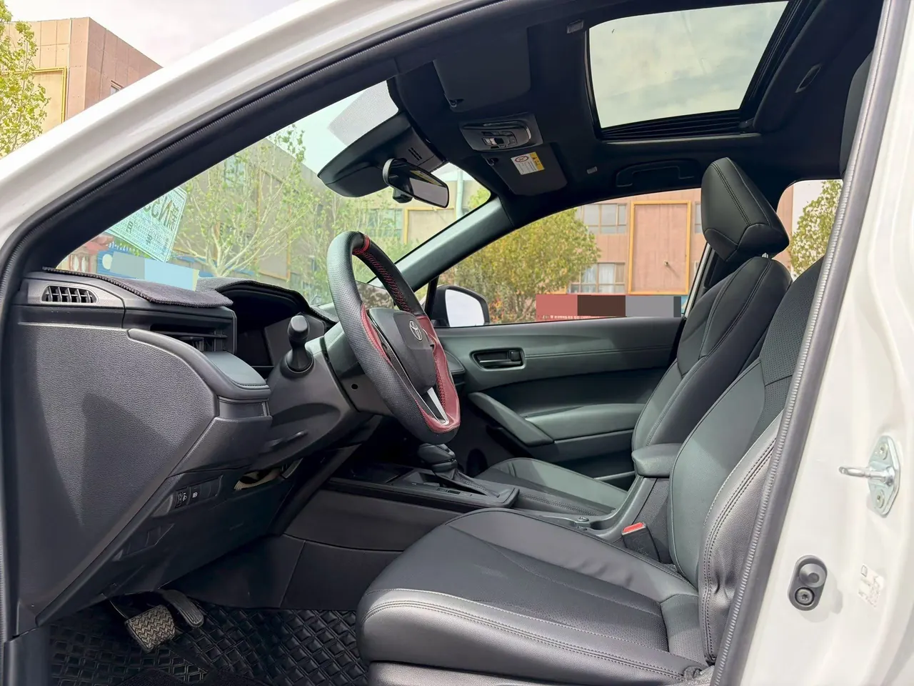 Toyota 2026 Fenglanda Shuangqing 2.0 Stepless Intelligent Electric Hybrid Deluxe Automatic Gear 3