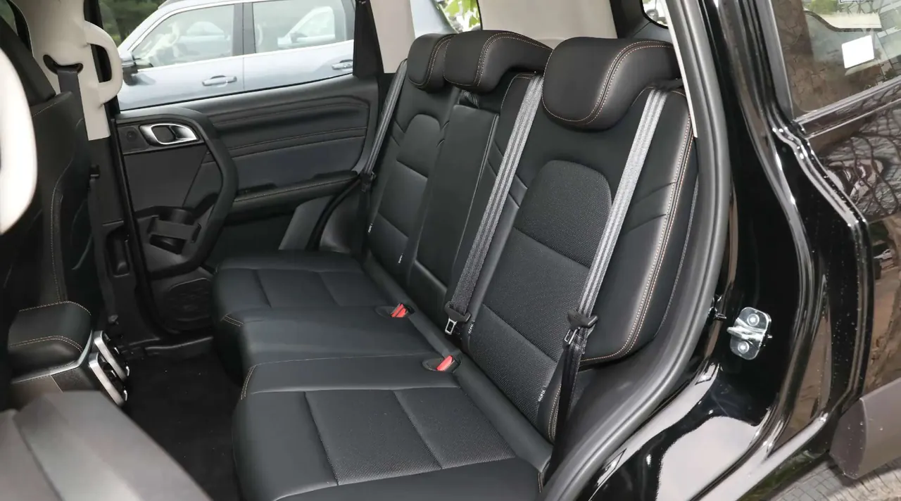 Haval 2026 big dog 2.0T Chinese garden dog version automatic gear 7