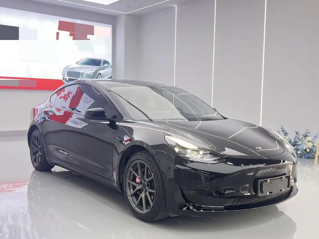 Tesla 2022 Model 3 rear-wheel drive version of automatic transmission 3