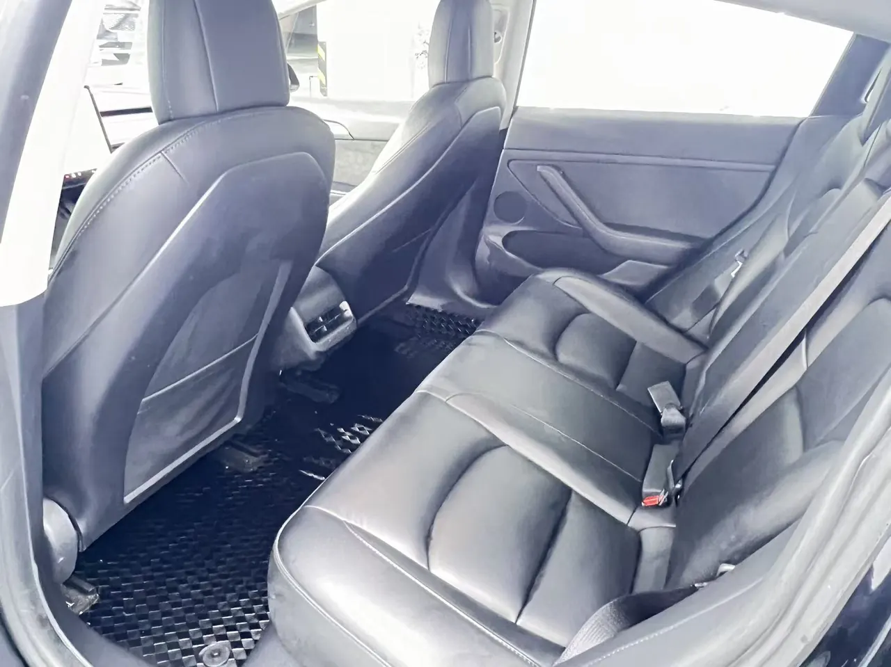 Tesla 2022 Model 3 rear-wheel drive version of automatic transmission 6