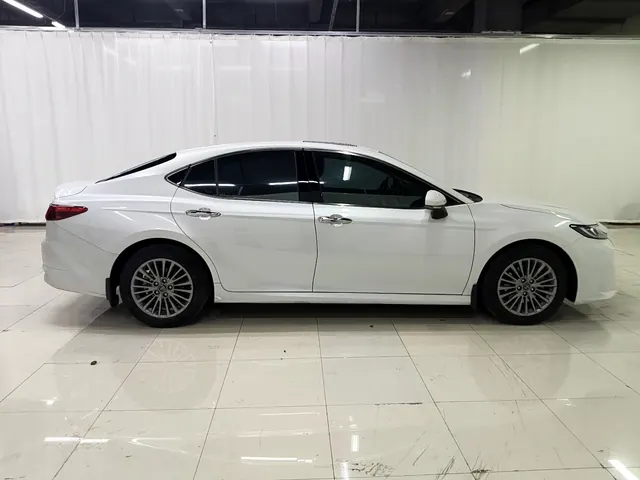 Toyota 2026 Camry 2.0GVP Stepless Deluxe Edition Automatic Transmission 12