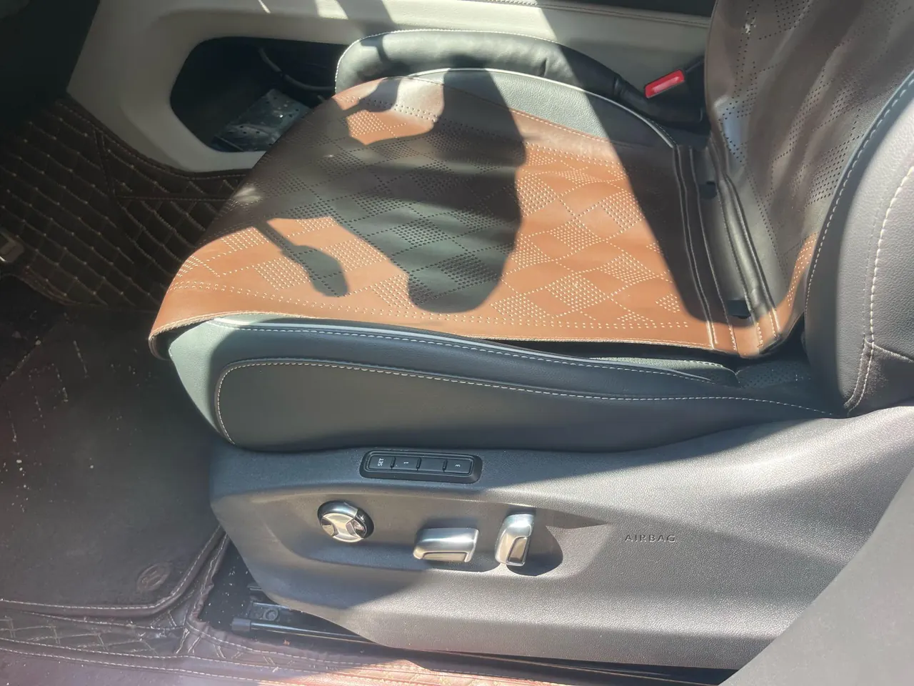 Volkswagen 2022 Tuang 2.0TSI 380TSI 4WD Respect Deluxe Automatic Transmission 7