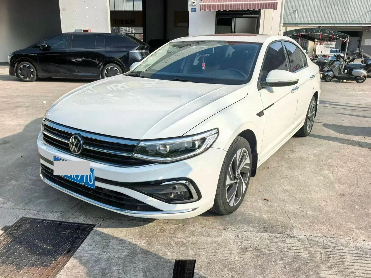 Open image lightbox: Volkswagen 2023 Bora 1.2TSI 200TSI Yuexing PRO Edition Automatic Gear