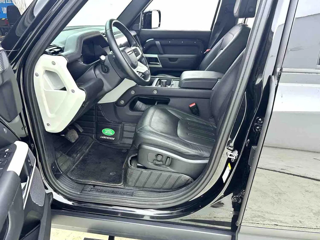Land Rover Guard (Imported) 2020 Guard 110 3.0T P400 HSE Automatic Gear 2