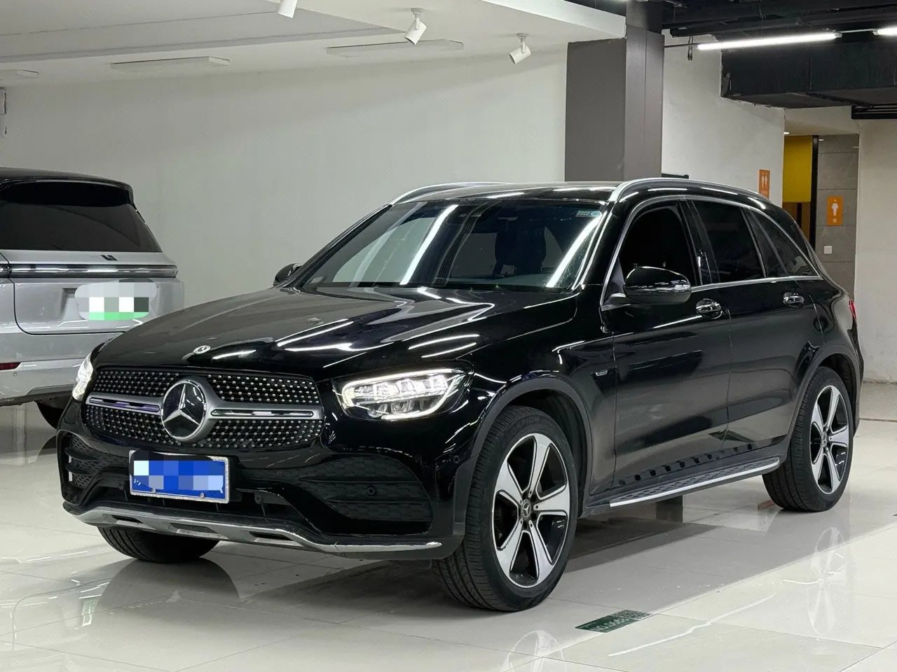 打开图片灯箱:Mercedes Benz 2022 GLC 300 L 4MATIC 2.0T Dynamic Zhen Tibetan Edition (Revised) Automatic Gear