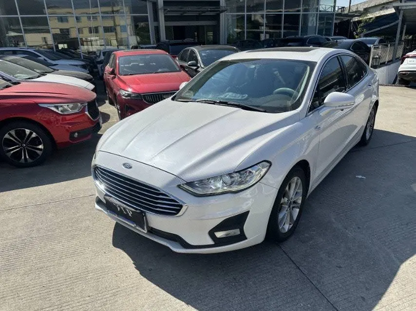 Open image lightbox: Ford 2020 Mondeo 2.0T EcoBoost 200 luxury automatic gear