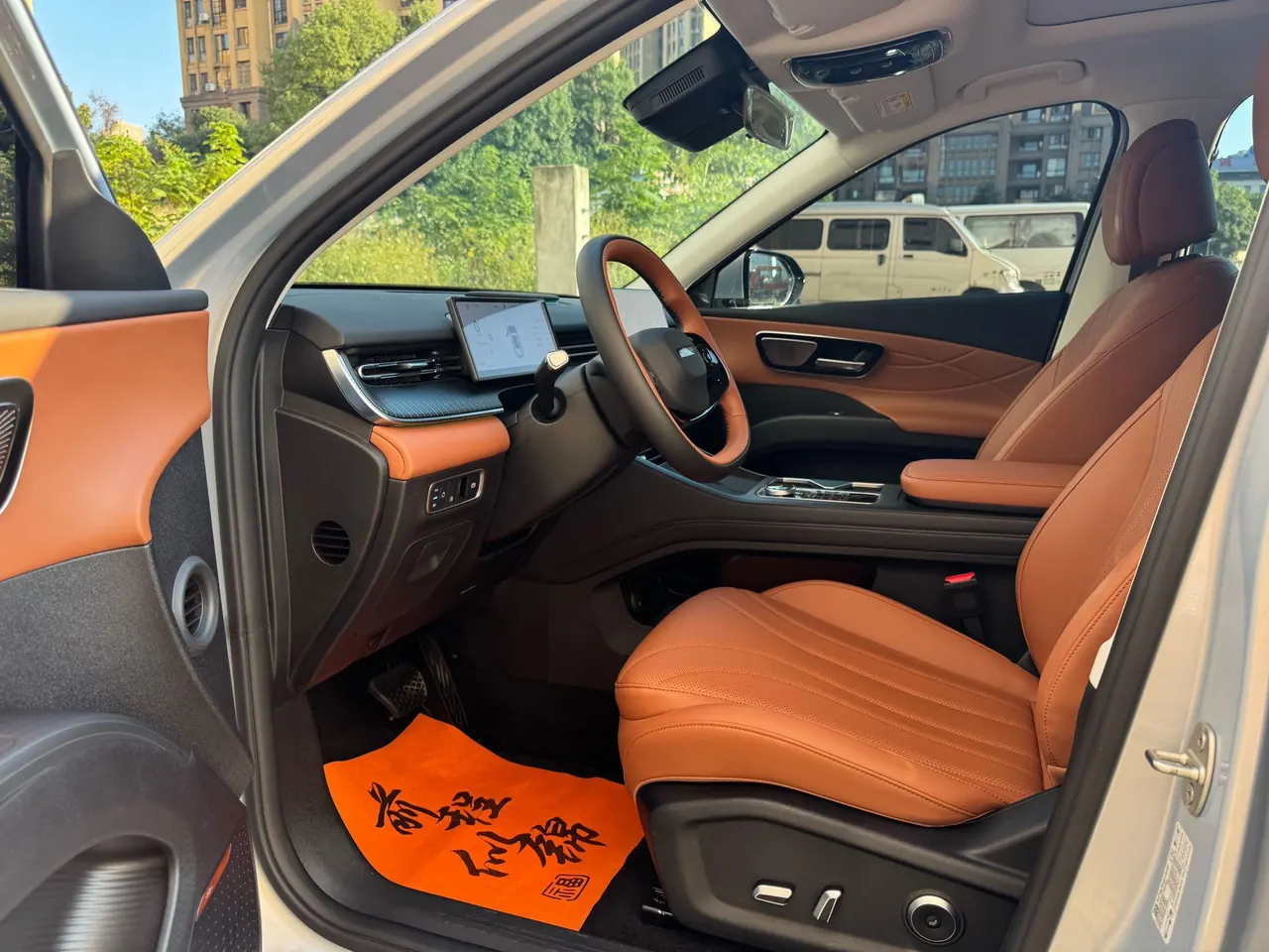 Chery 2026 Ruihu 8 1.6T Tiger Kunpeng Edition Honorable Automatic Gear 4