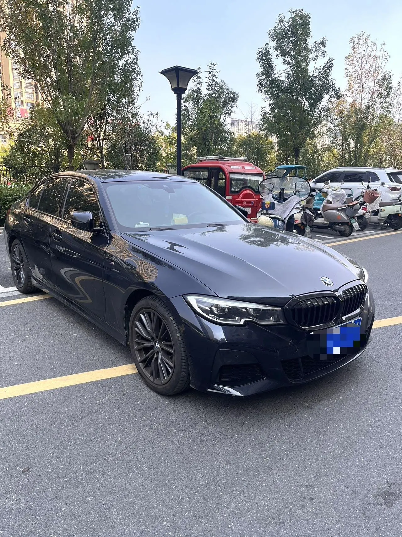 BMW 3 Series 2021 325i 2.0T M Sports Obsidian Night Kit (Changed) Automatic Gear 3