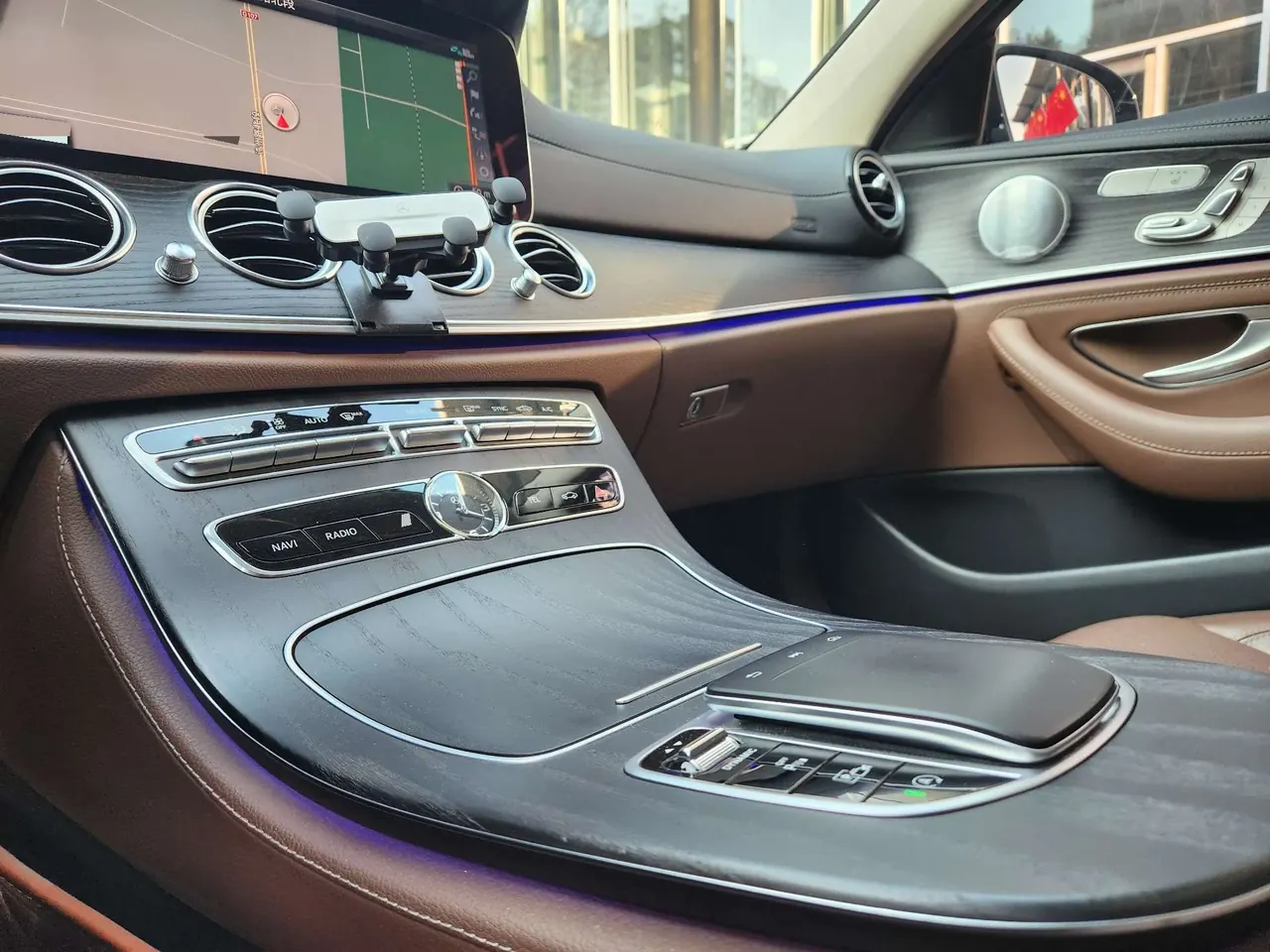 Mercedes Benz E Class 2020 E 300 L 2.0T Sports Luxury Automatic Gear 11
